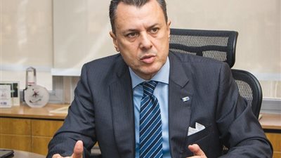 وزير السياحة ينعى الدكتور شريف إسماعيل رئيس مجلس الوزراء السابق 