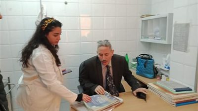 إحالة 13 طبيب وموظف  بالوحدة الصحية بـ مركز أبو قرقاص