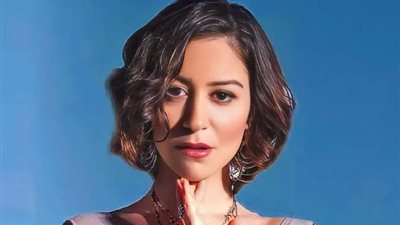 فنانات لم يتزوجن حتى الآن رغم جمالهن.. أبرزهن منة شلبي