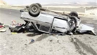 انقلاب سيارة نقل على الطريق الصحراوي الغربي بسوهاج وإصابة 3 أشخاص