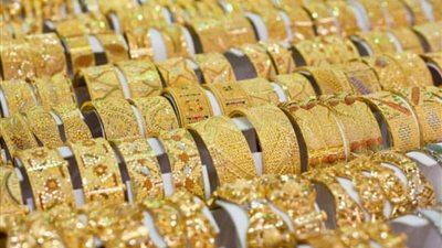 استقرار المعدن الأصفر محليًا.. وعالميًا يرتقب الموقف الروسي