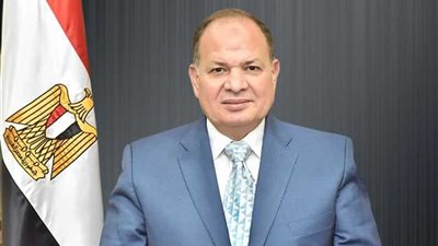 محافظ أسيوط يعلن حل مشكلة طفح المجارى بـ قرية درنكة