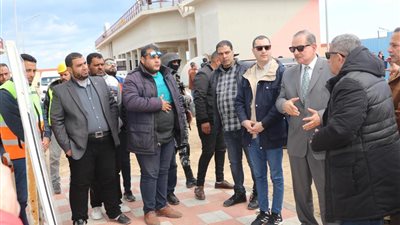 محافظ كفر الشيخ  يتفقد مشروع محطة معالجة صرف صحي بمدينة مصيف بلطيم