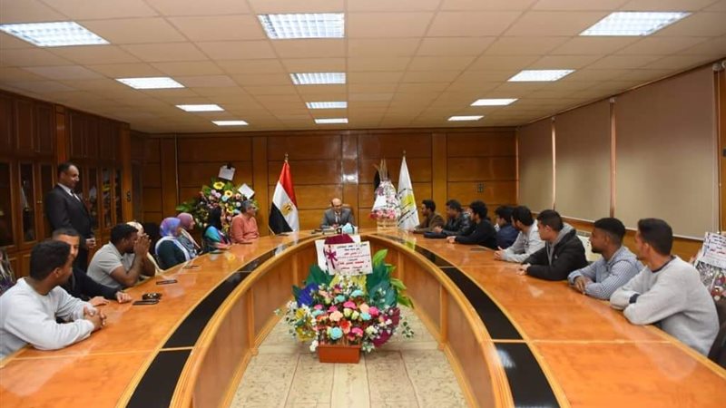 رئيس جامعة أسيوط