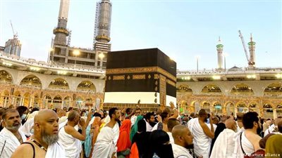 «لا يجوز التنازل عنها للغير».. وزارة الداخلية تحدد شروط الحج للعام الحالي