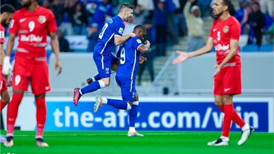 الهلال السعودي ينهي الشوط الأول بالتقدم على الأهلي دبي بهدف إيجالو