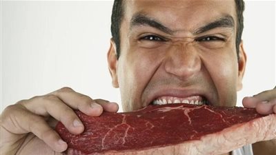 «طلع دراكولا».. ابتسام تقاضي زوجها بعد اكتشاف مرضه