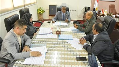 لجنة المكتبات بجامعة الوادى الجديد تعقد اجتماعاً لمناقشة منظومة رفع الرسائل العلمية