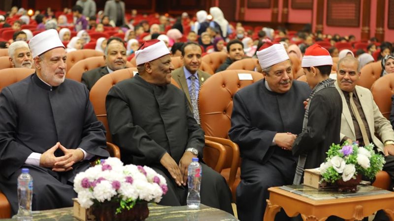 الازهر يحتفل بمرور