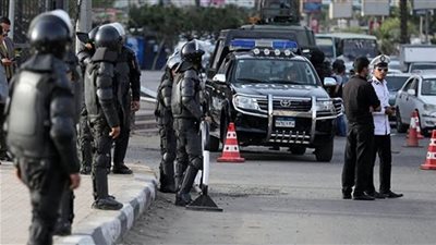 الداخلية تكشف ملابسات تضرر أحد المواطنين من اصطدام ميكروباص بسيارته