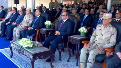السيسي موجهًا رسالة لأهالي سيناء: «اللي فات كوم واللي جاي كوم تاني»