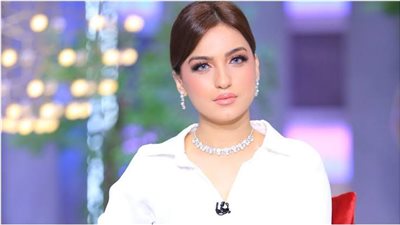 ياسمين عز : «ليه بتخبي على سلفتك إنك حامل»