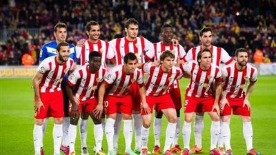 برشلونة يخسر أمام ألميريا ويقلص الفارق مع ريال مدريد على صدارة جدول ترتيب الليجا 