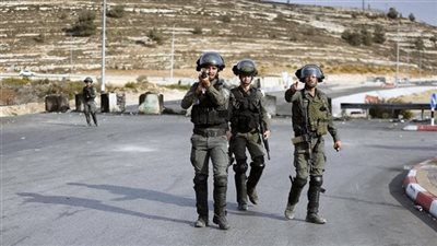 قوات الاحتلال تواصل عملياتها الهجومية على شعب فلسطين 