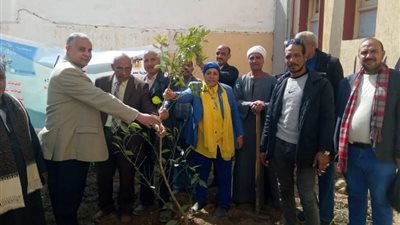 ضمن مبادرات اتحضر للأخضر.. محافظ أسيوط ينظم فعاليات للحفاظ على البيئة  
