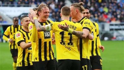 بوروسيا دورتموند يفوز على لايبزج بثنائية ويصعد إلى صدارة الدوري