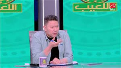 رضا عبدالعال عن مروان عطية لاعب الأهلي: مبيعرفش يباصي