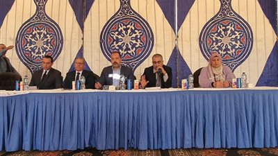 رئيس جهاز مدينة العبور الجديدة يتابع عمليات بيع المحال التجارية