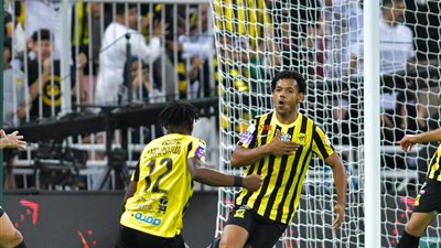 الاتحاد يخطف صدارة الدوري بعد الفوز على النصر في كلاسيكو السعودية
