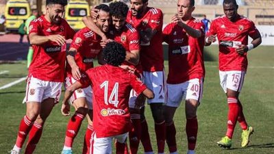 بيرسي تاو يقود التشكيل المتوقع لفريق الأهلي أمام صن داونز في دوري الأبطال