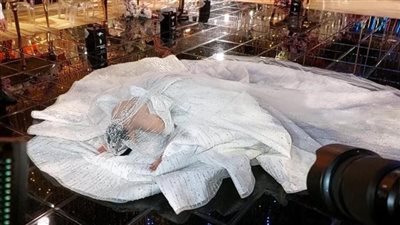 بعد سجودها من الفرحة.. من هي زوجة حسن شاكوش ؟