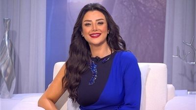 رضوى الشربيني تكشف عن مفاجأة بالموسم السابع لـ هي وبس