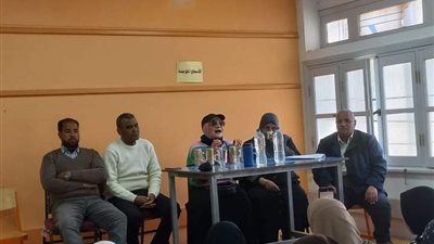 مركز شباب جرف سرحان بمركز ديروط بأسيوط ينظم ندوة ثقافية عن عيد الأم