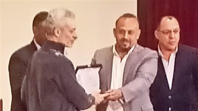 اتحاد الحمام الزاجل .. يكرم اللواء محمد العباسى 