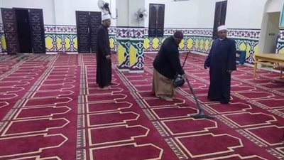 استعدادًا لشهر رمضان.. أوقاف الوادي الجديد تواصل حملات النظافة داخل المساجد