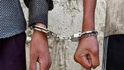 ضبط عاطلين بحوزتهما 13 كيلو حشيش بحلوان