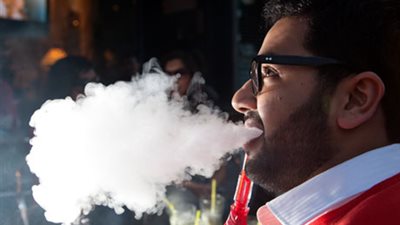 تدخين الشيشة تسبب السرطان بمعدلات أعلى من السجائر