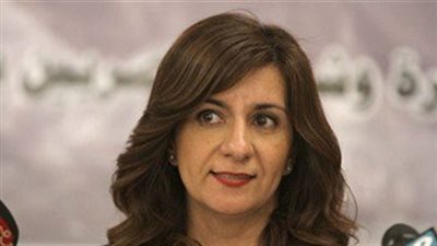 وصول«وزيرة الهجرة» إلى مطار القاهرة بعد زيارة للأردن