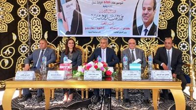 وزير القوى العاملة ونائب محافظ البحيرة يتفقدان الملتقى التوظيفي