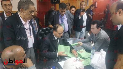 صور.. بدء فرز أصوات الناخبين في نقابة الصحفيين 