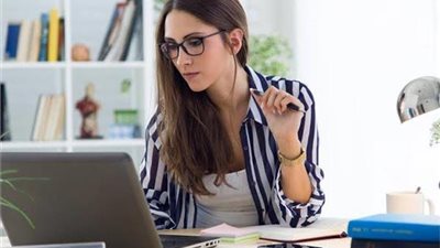 للمرأة العاملة.. 5 طرق لتنظيم وقتك في شهر رمضان