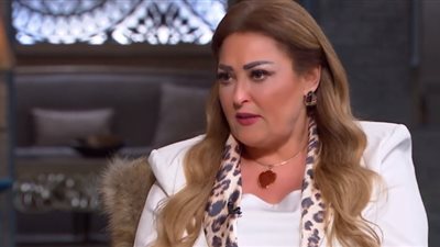 نهال عنبر تكشف تفاصيل مكالمتها لمحمد صلاح