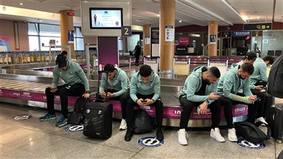 بعثة بيراميدز تصل الرباط استعدادًا لمواجهة الجيش الملكي بكأس الكونفدرالية