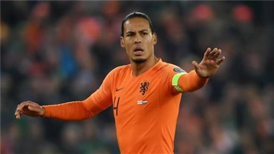 فان دايك على رأس التشكيل المتوقع لمنتخب هولندا أمام فرنسا في تصفيات اليورو