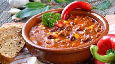 سحور رمضان ..4 طرق مختلفة لتحضير الفول المدمس في المنزل