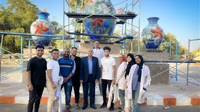 رئيس جامعة جنوب الوادي يتفقد أعمال التجميل داخل كلية التربية النوعية
