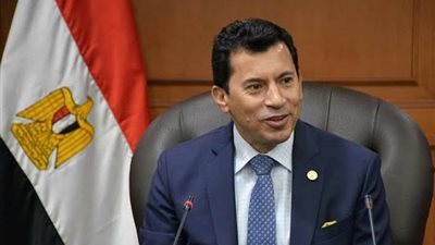 وزير الشباب والرياضة يفسر بيان منع التجاوزات ويوضح موقف مرتضى منصور