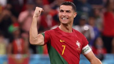 رونالدو يتخطى المطوع ويصبح أكثر لاعب خوضًا للمباريات الدولية تاريخيًا 