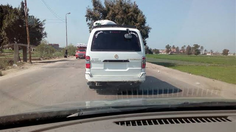 ضبط سيارة أجرة دون
