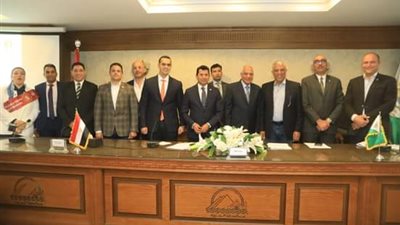 وزير الشباب ومحافظ الجيزة يشهدان جلسة برلمانية لبرلمان شباب مصر
