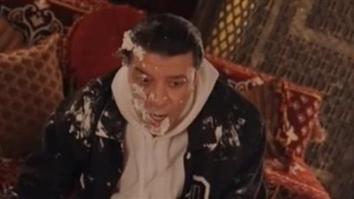 رامز جلال يسخر من مصطفى كامل: «ده شاعر على قده»