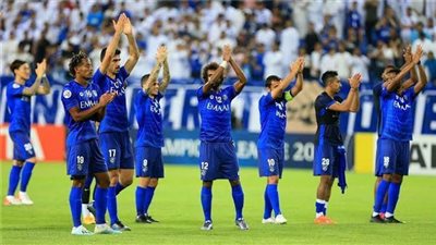 بثنائية إيجالو.. الهلال يتفوق على الخليج في دوري روشن السعودي