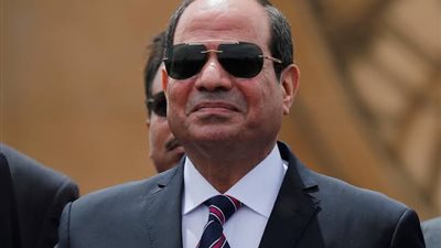 الرئيس السيسي يصل إلى جدة في السعودية