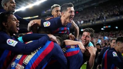 تشافي هيرنانديز يعلن قائمة برشلونة لمواجهة ريال مدريد غدًا