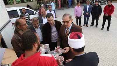 خلال شهر رمضان.. وصول 3 طن لحوم من صكوك الإطعام بكفر الشيخ  