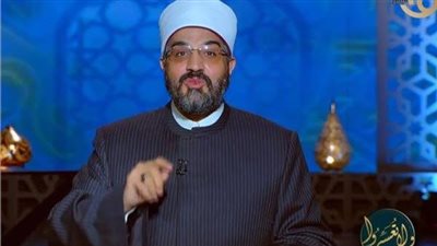 «الإفتاء» توضح حكم صرف الزكاة للمطلقة والأطفال